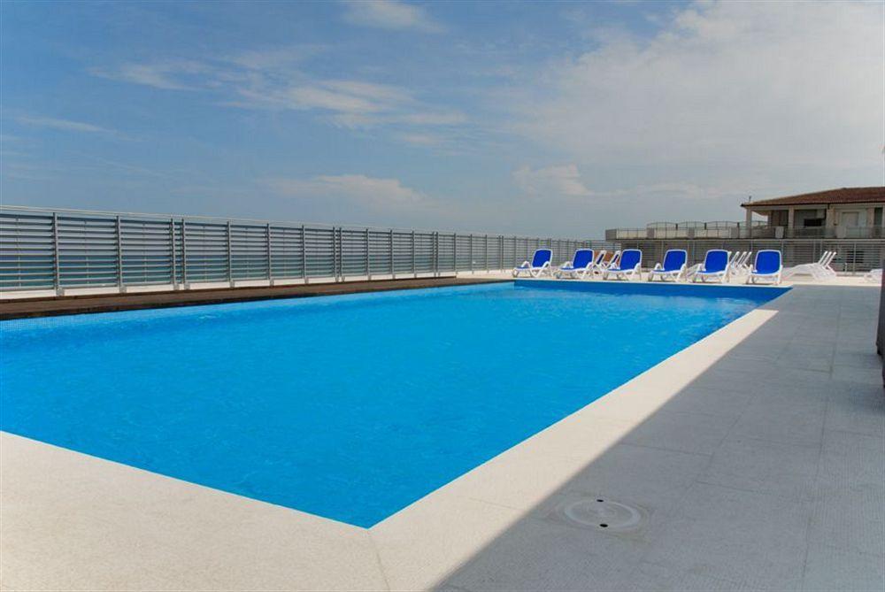 Medi Garden Hotel&Residence 阿尔巴·阿德里亚蒂卡 外观 照片